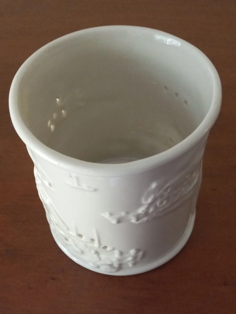 None glossy white